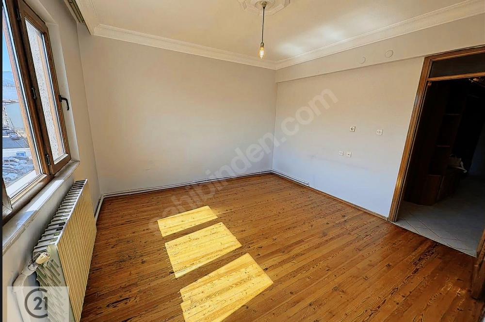 Century21 Net'ten Kıbrıs Şehitleri Caddesinde 3+1 Kiralık Daire