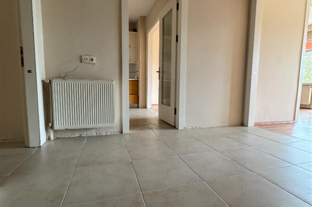 CENTURY 21'DEN ŞİRİNEVLER MAHALLESİNDE GENİŞ,KULLANIŞLI,FERAH