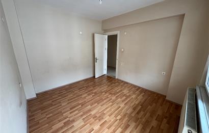 CENTURY 21'DEN ŞİRİNEVLER MAHALLESİNDE GENİŞ,KULLANIŞLI,FERAH