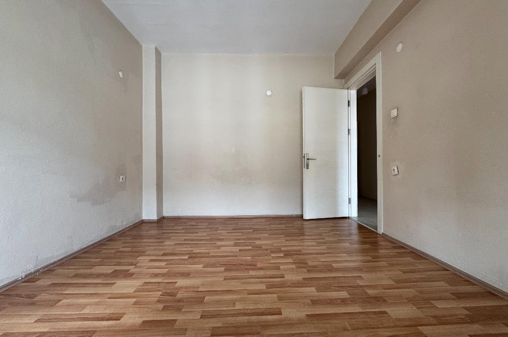 CENTURY 21'DEN ŞİRİNEVLER MAHALLESİNDE GENİŞ,KULLANIŞLI,FERAH