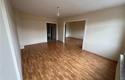 CENTURY 21'DEN ŞİRİNEVLER MAHALLESİNDE GENİŞ,KULLANIŞLI,FERAH
