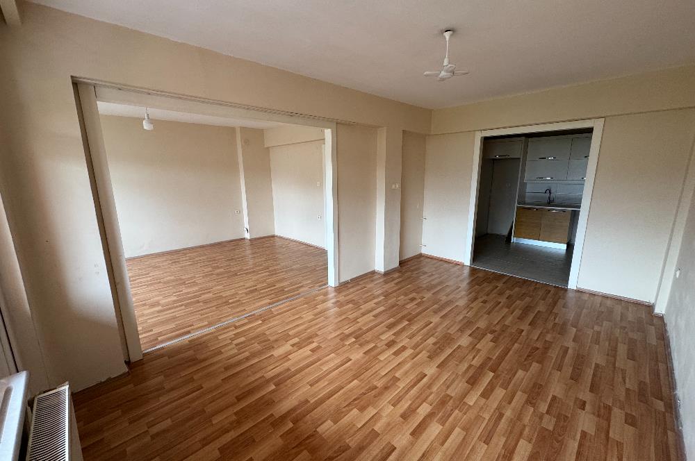 CENTURY 21'DEN ŞİRİNEVLER MAHALLESİNDE GENİŞ,KULLANIŞLI,FERAH