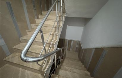 CENTURY 21'DEN ŞİRİNEVLER MAHALLESİNDE GENİŞ,KULLANIŞLI,FERAH