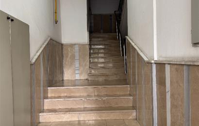 CENTURY 21'DEN ŞİRİNEVLER MAHALLESİNDE GENİŞ,KULLANIŞLI,FERAH