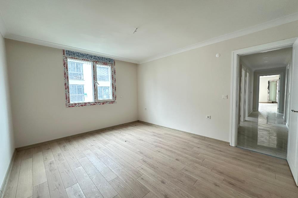 Tuzla Marinaya Komşu, Prestijli Sitede Lüks 3+1 Satılık Daire