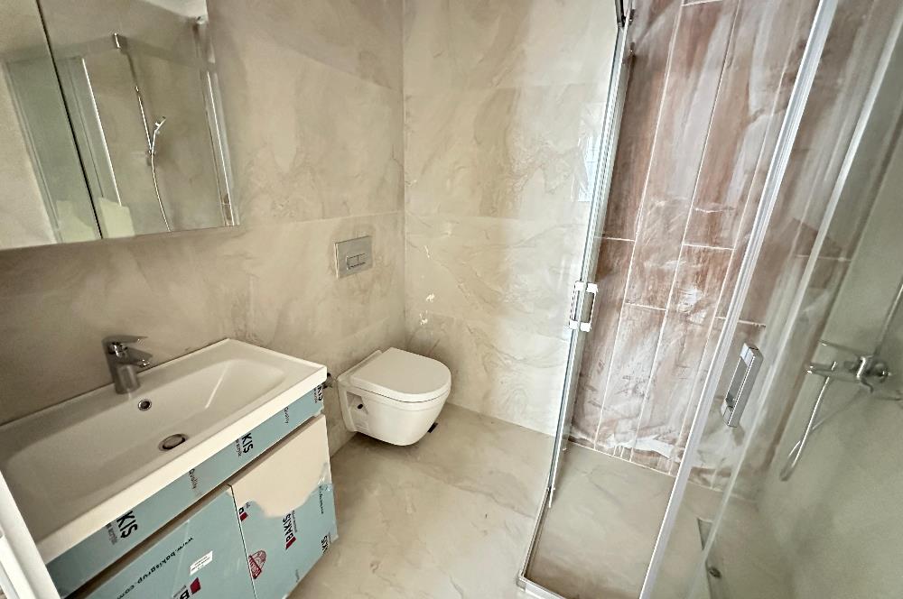 Tuzla Marinaya Komşu, Prestijli Sitede Lüks 3+1 Satılık Daire