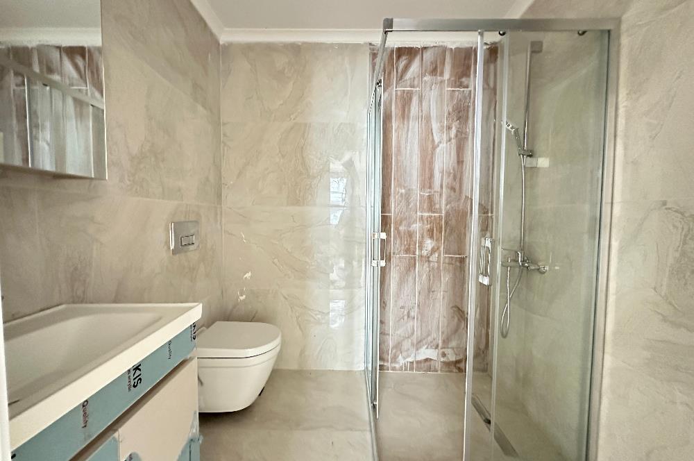 Tuzla Marinaya Komşu, Prestijli Sitede Lüks 3+1 Satılık Daire