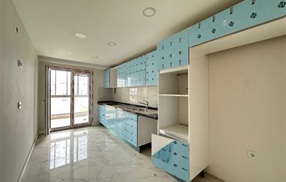 Tuzla Marinaya Komşu, Prestijli Sitede Lüks 3+1 Satılık Daire