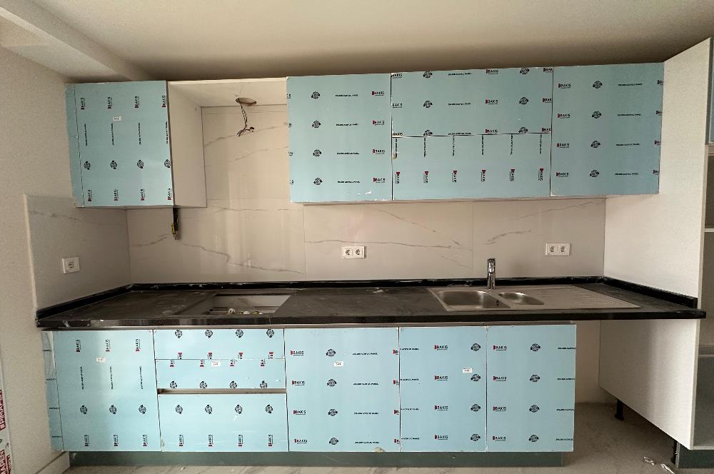 Tuzla Marinaya Komşu, Prestijli Sitede Lüks 3+1 Satılık Daire
