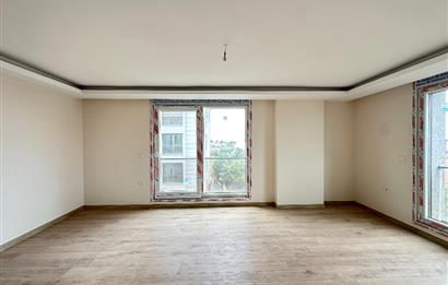 Tuzla Marinaya Komşu, Prestijli Sitede Lüks 3+1 Satılık Daire