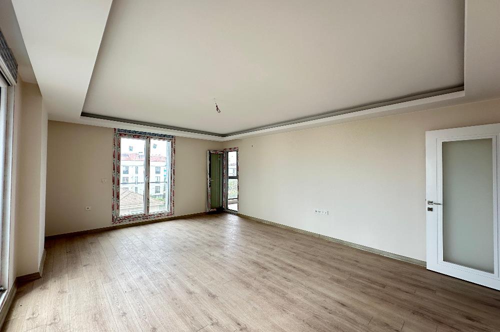 Tuzla Marinaya Komşu, Prestijli Sitede Lüks 3+1 Satılık Daire
