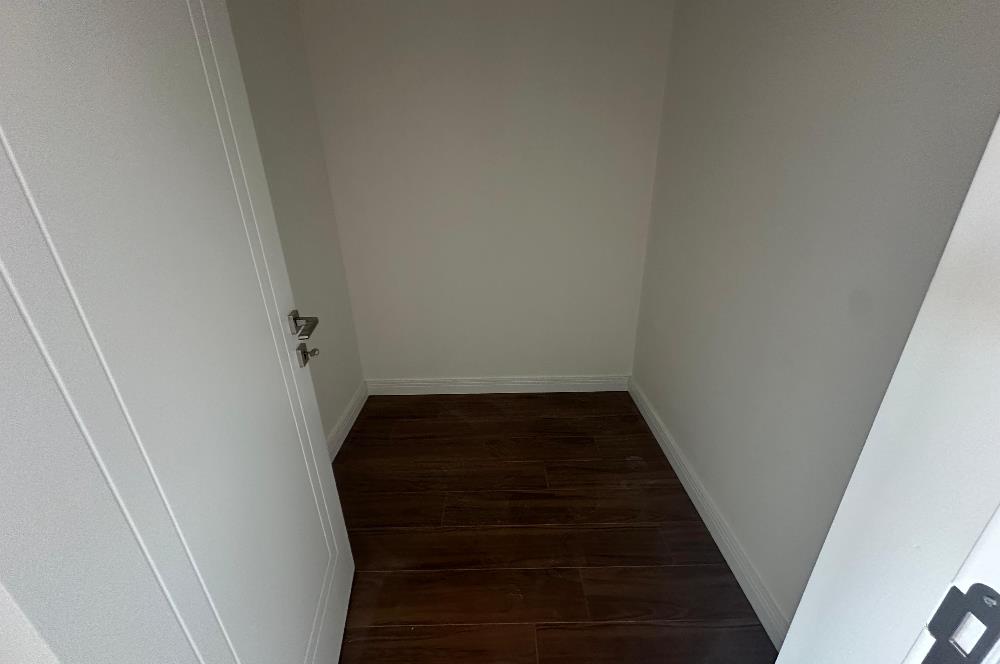 Tuzla Postane Mah. Sıfır Proje Kapalı Otopark 4+1 Satılık Daire