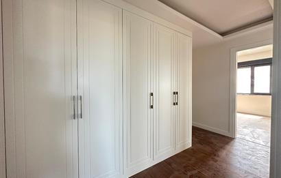 Tuzla Postane Mah. Sıfır Proje Kapalı Otopark 4+1 Satılık Daire