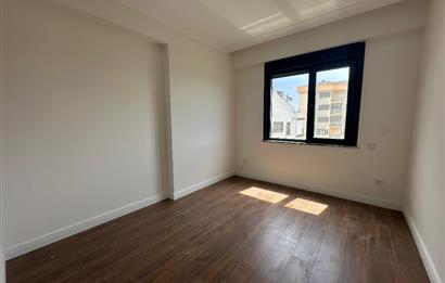 Tuzla Postane Mah. Sıfır Proje Kapalı Otopark 4+1 Satılık Daire