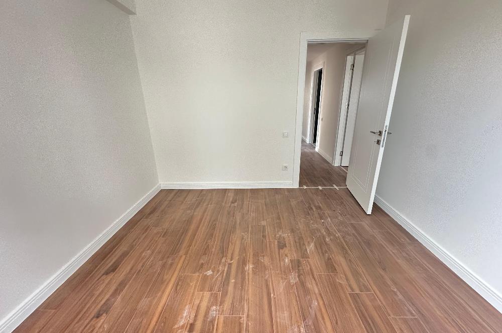 Tuzla Postane Mah. Sıfır Proje Kapalı Otopark 4+1 Satılık Daire