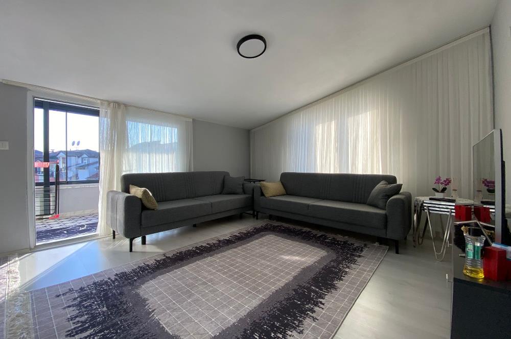CENTURY 21'DEN KARŞIYAKA'DA 2+1 SATILIK FIRSAT DAİRE