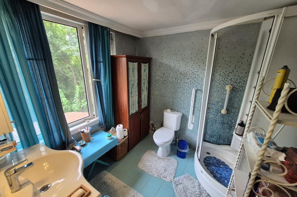 Demirciköy'de Site İçerisinde 600 m² Bahçeli Müstakil Villa