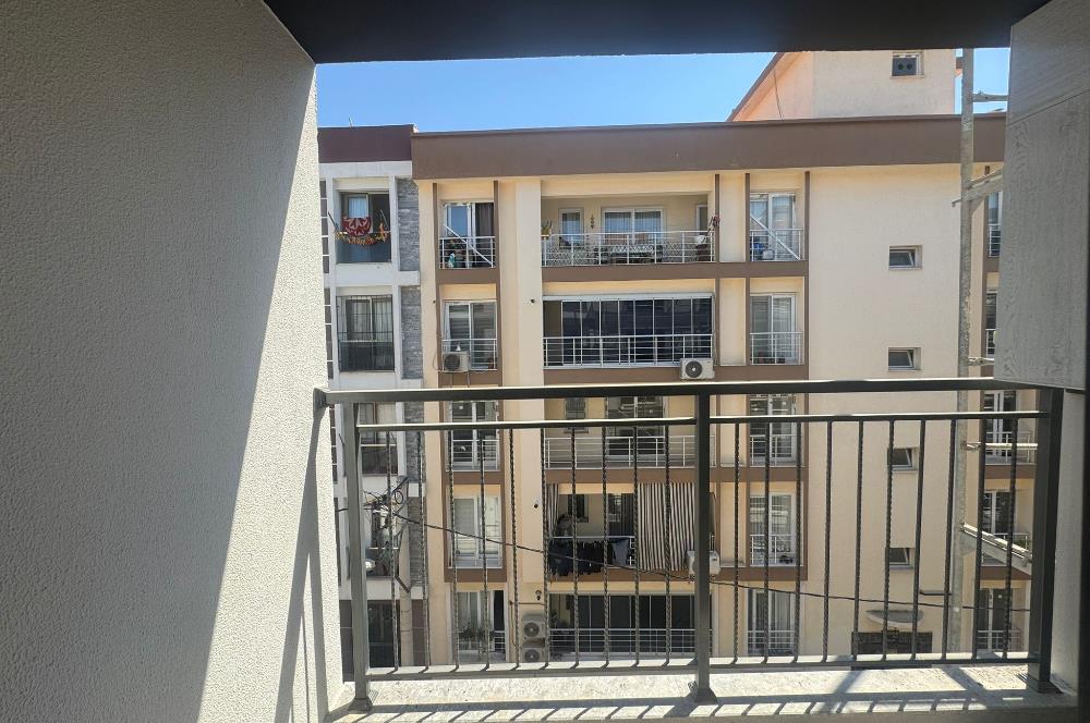 Karşıyaka Örnekköy'de Sıfır,Masrafsız 3+1 Kiralık Daire