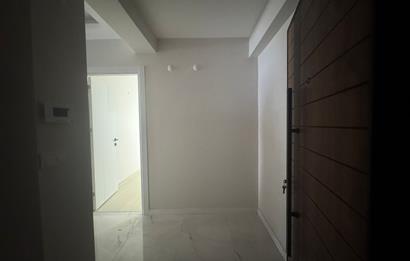 Karşıyaka Örnekköy'de Sıfır,Masrafsız 3+1 Kiralık Daire
