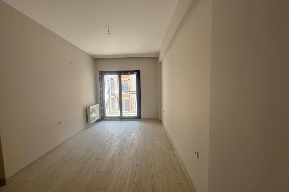 Karşıyaka Örnekköy'de Sıfır,Masrafsız 3+1 Kiralık Daire