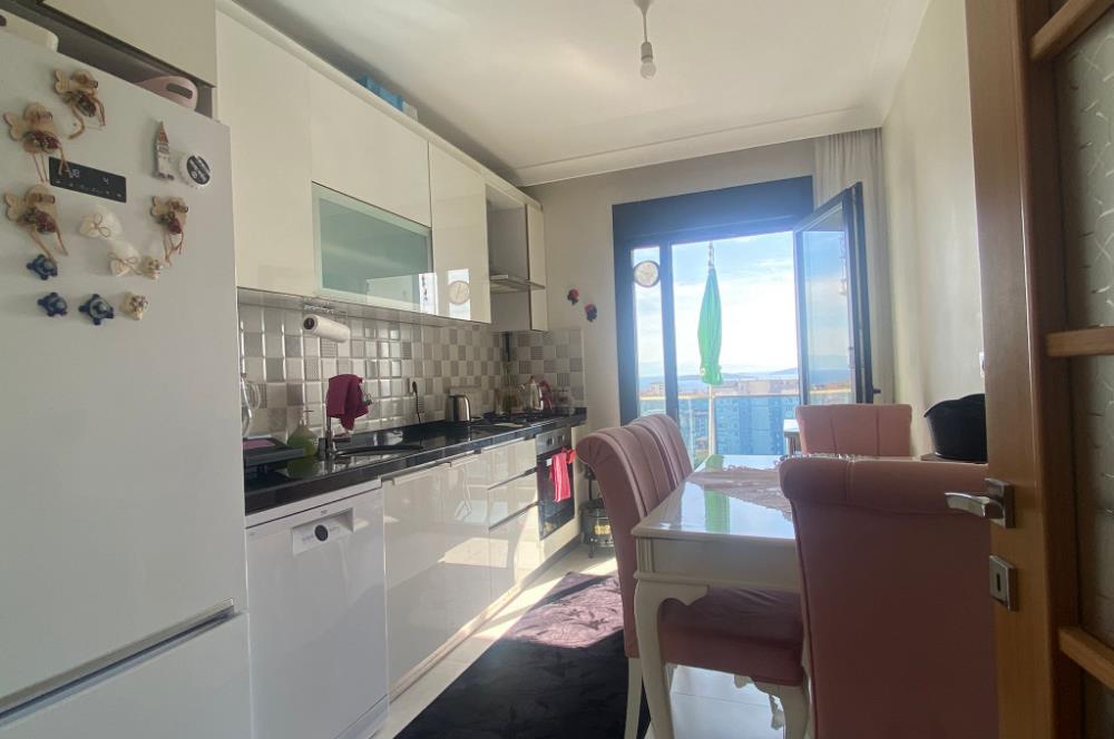 KARTAL PETROL İŞ MAHALLESİNDE ADALAR MANZARALI 3+1 SATILIK DAİRE
