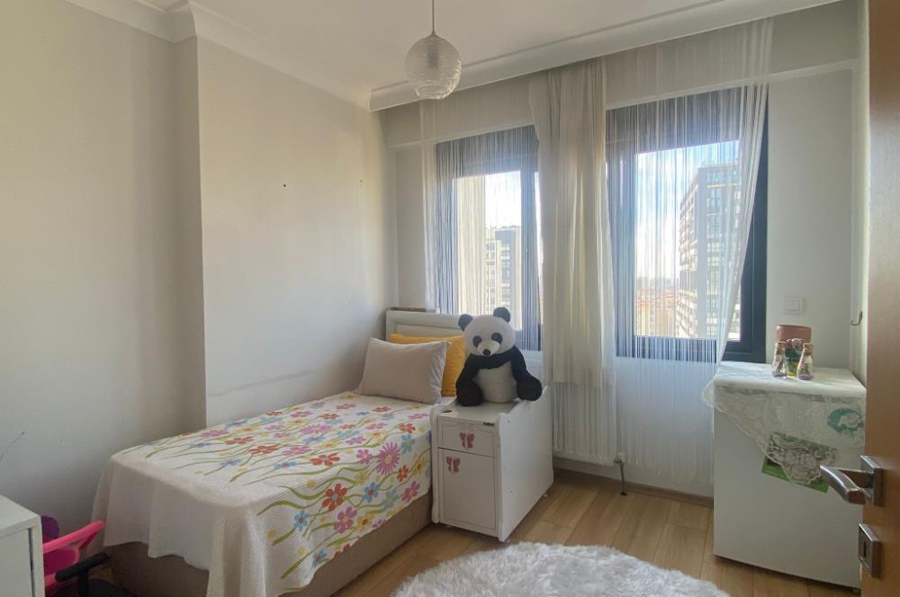 KARTAL PETROL İŞ MAHALLESİNDE ADALAR MANZARALI 3+1 SATILIK DAİRE