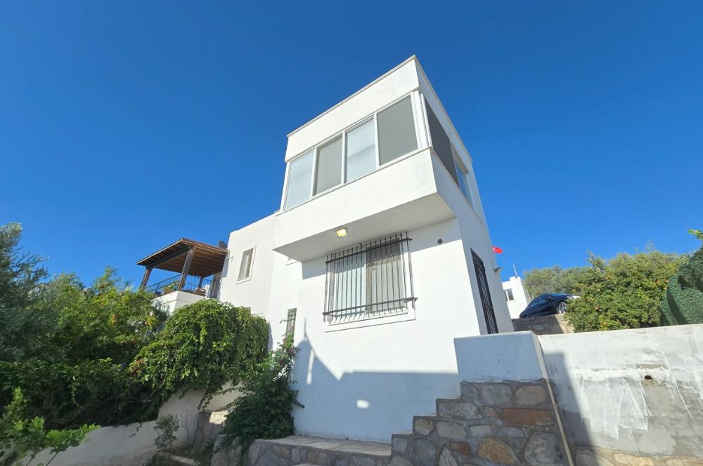 Bodrum-Bitez 3+1 deniz manzaralı satılık dubleks villa