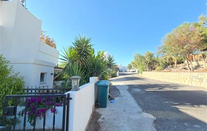 Bodrum-Bitez 3+1 deniz manzaralı satılık dubleks villa
