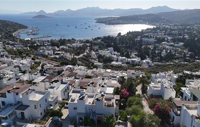 Bodrum-Bitez 3+1 deniz manzaralı satılık dubleks villa