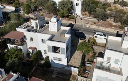 Bodrum-Bitez 3+1 deniz manzaralı satılık dubleks villa