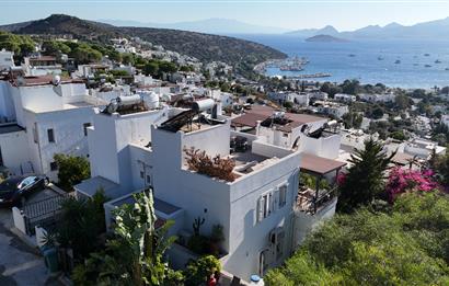 Bodrum-Bitez 3+1 deniz manzaralı satılık dubleks villa