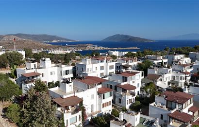 Bodrum-Bitez 3+1 deniz manzaralı satılık dubleks villa