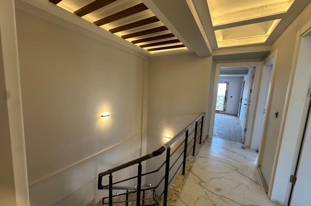 Dikili İslamlarda Deniz Manzaralı villa