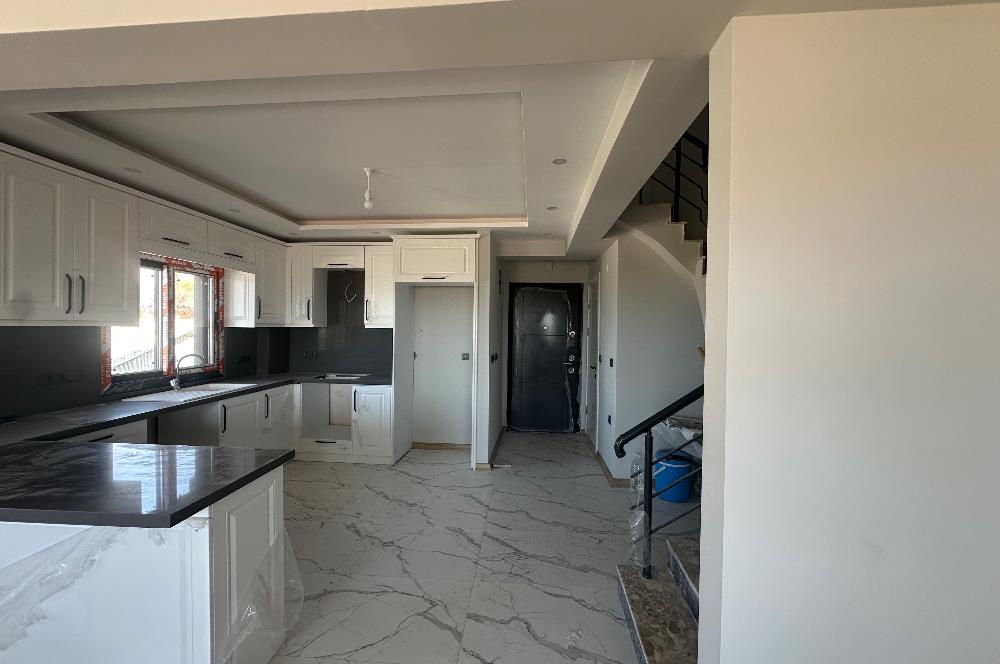 Dikili İslamlarda Deniz Manzaralı villa