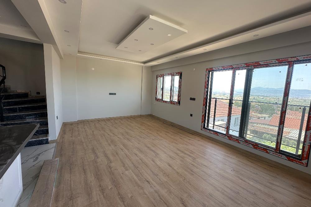 Dikili İslamlarda Deniz Manzaralı villa
