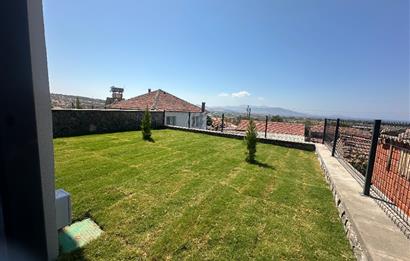 Dikili İslamlarda Deniz Manzaralı villa