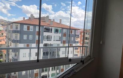 Çorum Bahabey Caddesinde 3+1 Full Eşyalı Kiralık Daire !
