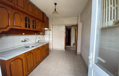 C21 İZ MEHMET ÇAKAR'DAN SATILIK  ARAKAT DAİRE...
