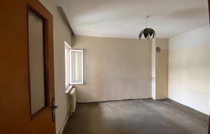 C21 İZ MEHMET ÇAKAR'DAN SATILIK  ARAKAT DAİRE...
