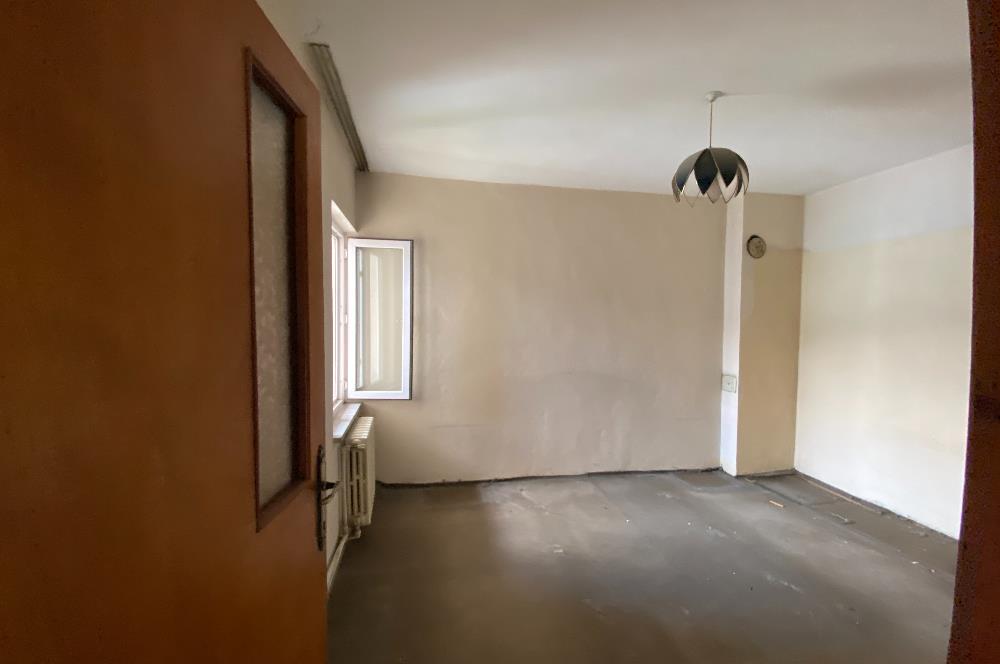 C21 İZ MEHMET ÇAKAR'DAN SATILIK  ARAKAT DAİRE...