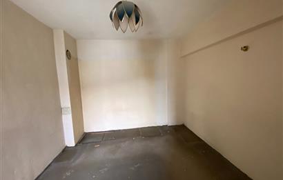 C21 İZ MEHMET ÇAKAR'DAN SATILIK  ARAKAT DAİRE...