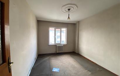 C21 İZ MEHMET ÇAKAR'DAN SATILIK  ARAKAT DAİRE...