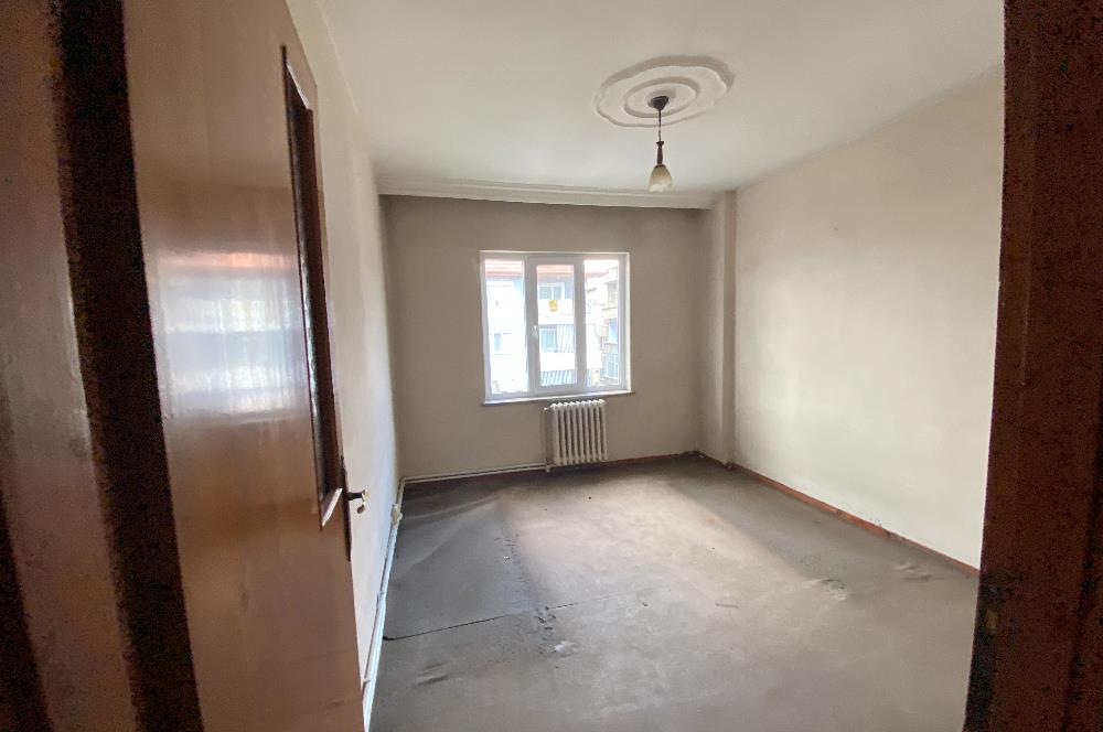 C21 İZ MEHMET ÇAKAR'DAN SATILIK  ARAKAT DAİRE...