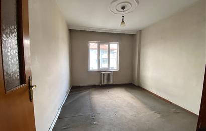 C21 İZ MEHMET ÇAKAR'DAN SATILIK  ARAKAT DAİRE...