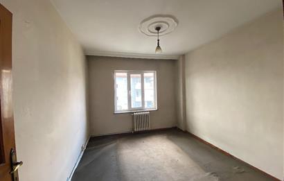 C21 İZ MEHMET ÇAKAR'DAN SATILIK  ARAKAT DAİRE...