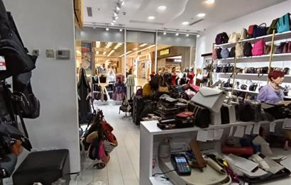 AVM’nin prestijli atmosferinde avantajlı konumda Devren Kiralık Dükkan