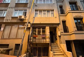 BEYOĞLU TOMTOM MAH.SİNDE 70 M2 KULLANIŞLI DEPO
