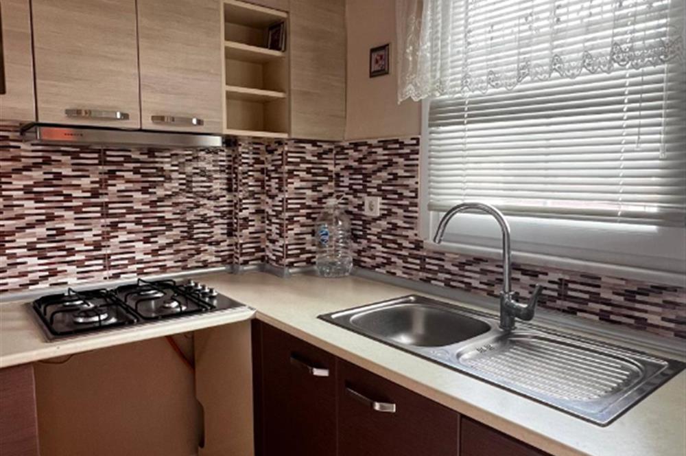 C21 ROOF'dan EKŞİOĞLU TATİL SİTESİNDE KUMSALA SIFIR 2+1 SATILIK