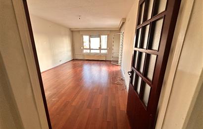 ATAŞEHİR MİMOZA BÜYÜK M2 VE BALKONLU 2+1 KAÇIRMAYIN