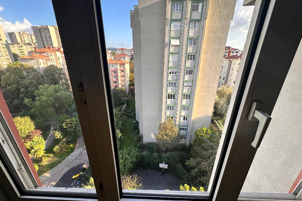 ATAŞEHİR MİMOZA BÜYÜK M2 VE BALKONLU 2+1 KAÇIRMAYIN